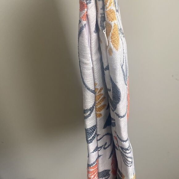 Custom-made Floral Pillow Covers (2) - Picture 4 of 4